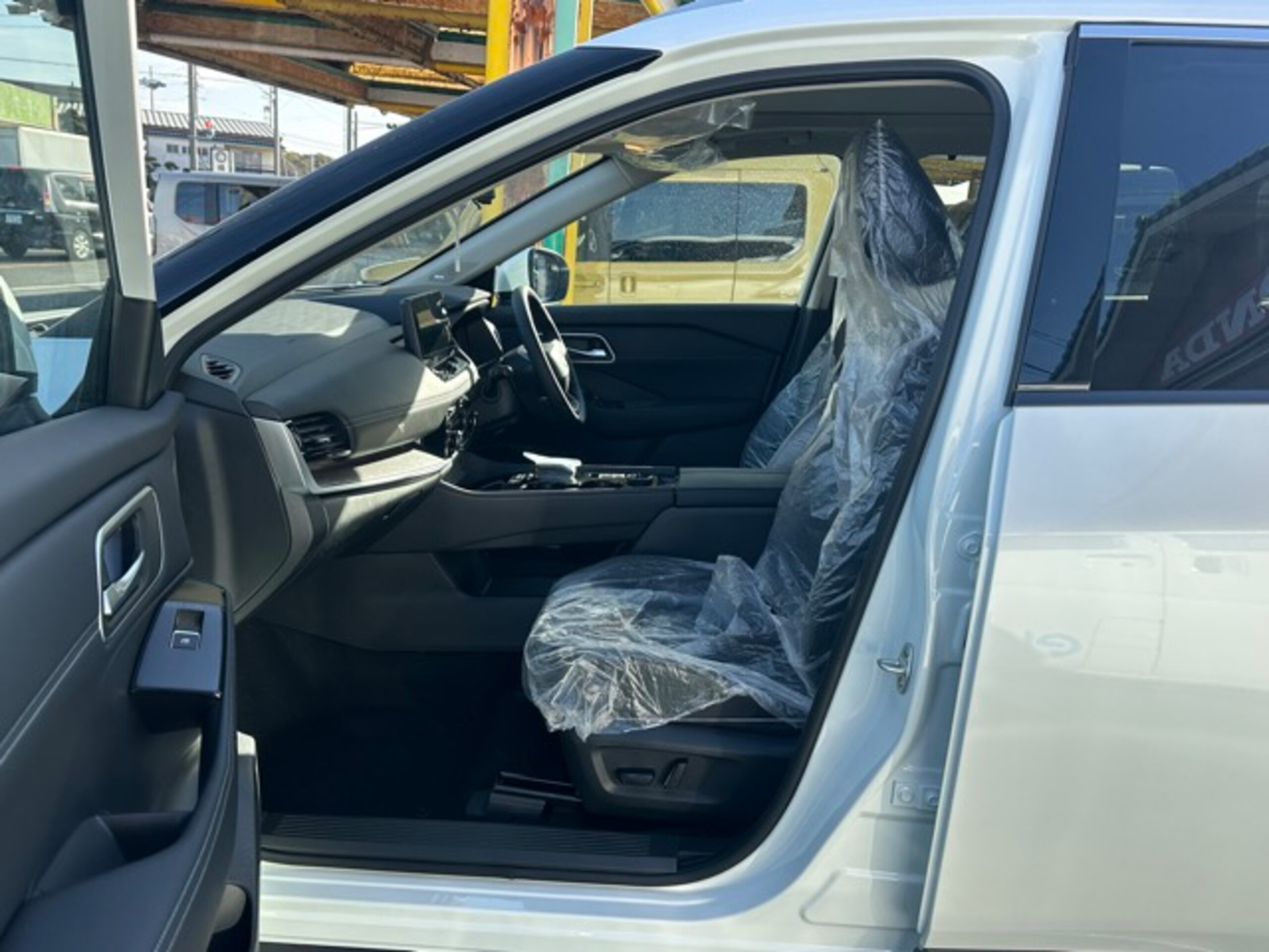 Nissan X-Trail 1.5 G e-4ORCE 4WD Nappa Leather Sunroof BOSE Sound — photo 7