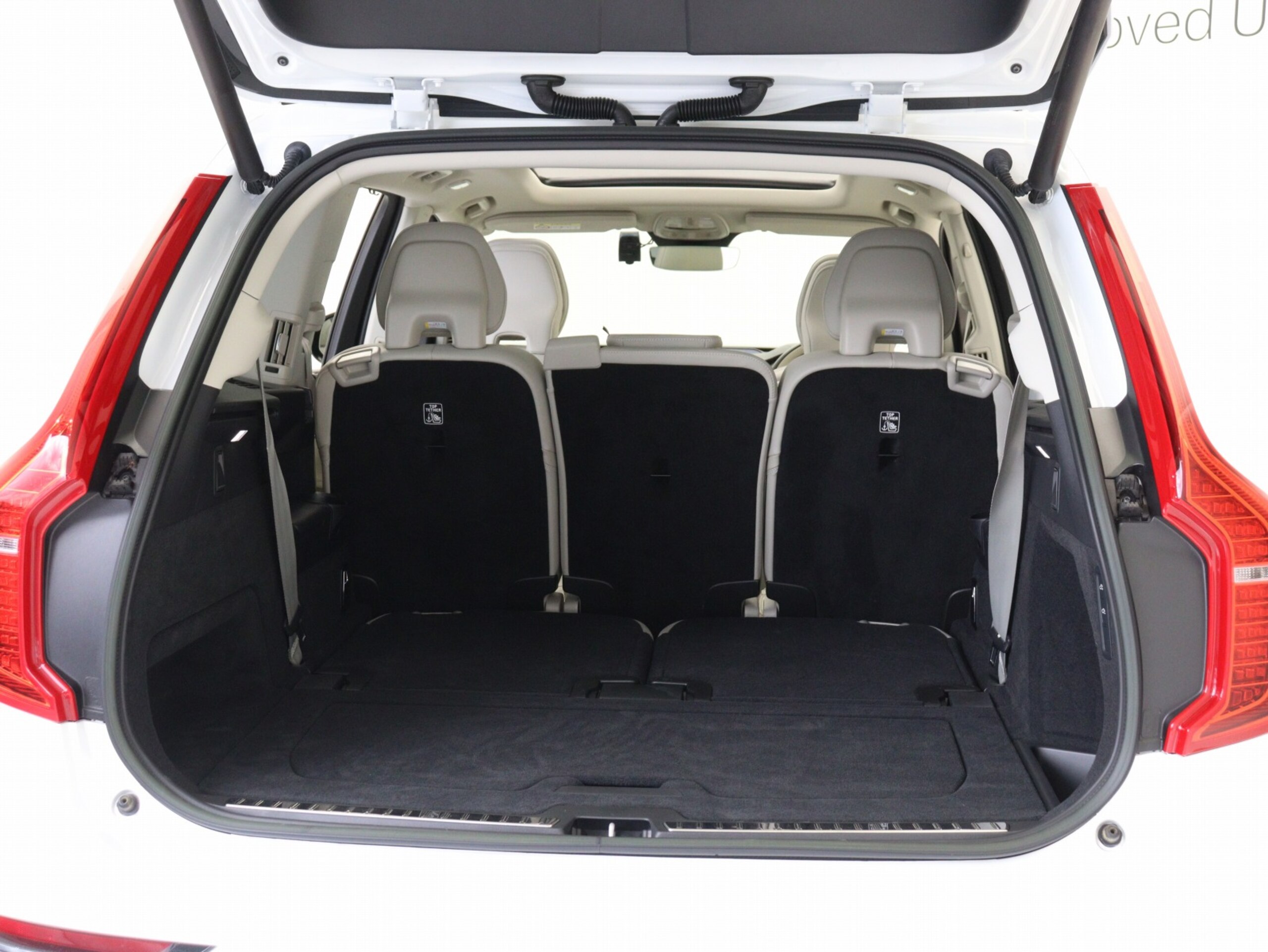 Volvo XC90 Recharge Ultimate T8 AWD Plug-in Hybrid 4WD PHEV Sunroof B&W Air Suspension 3-Row 7-Seater Google Built-in Dashcam Front & Rear 2nd Row Seat Heaters Steering Wheel Heater Relaxation Function Ventilation Function Grey Ash Wood Panel — photo 9