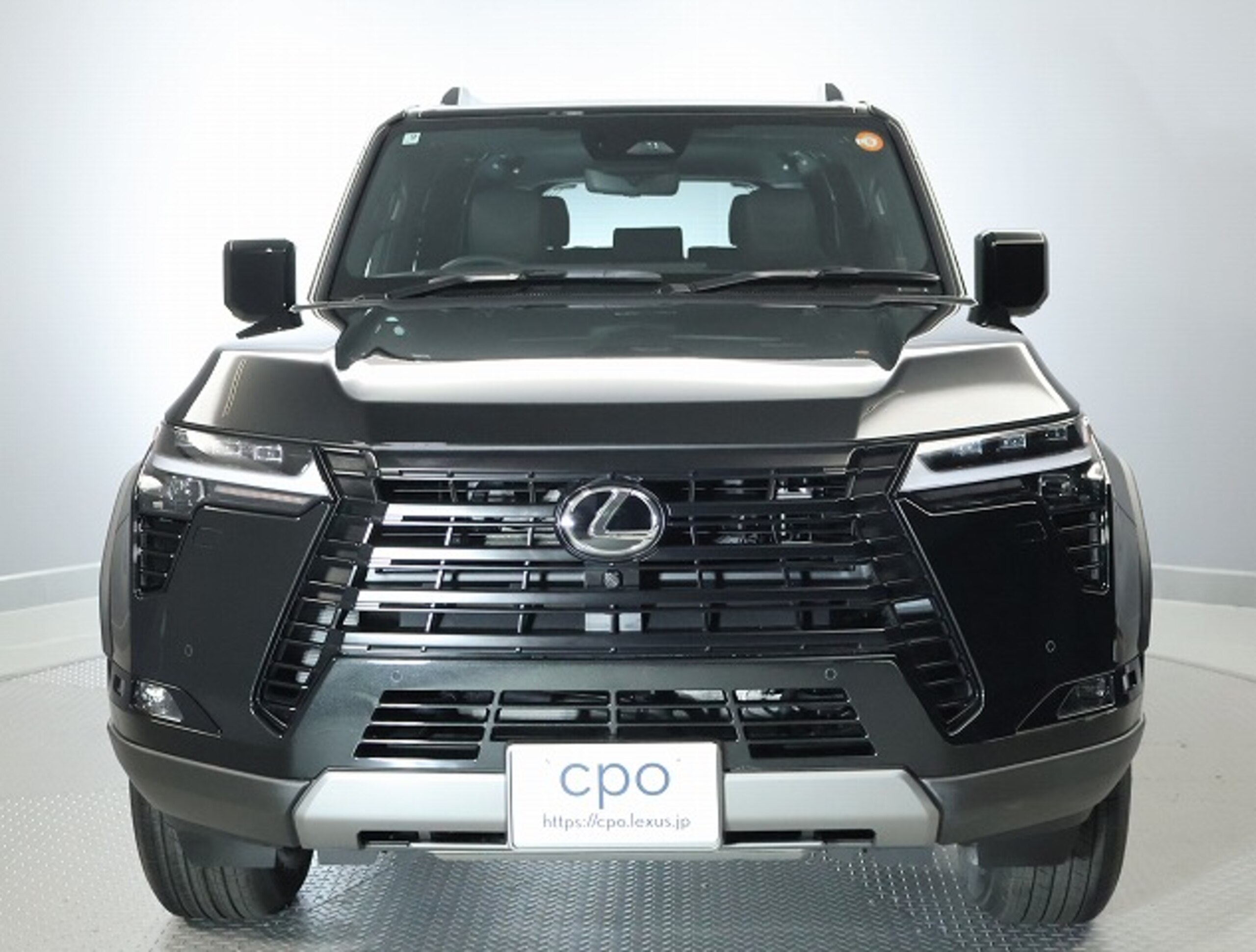2025 Lexus Gx — photo 2