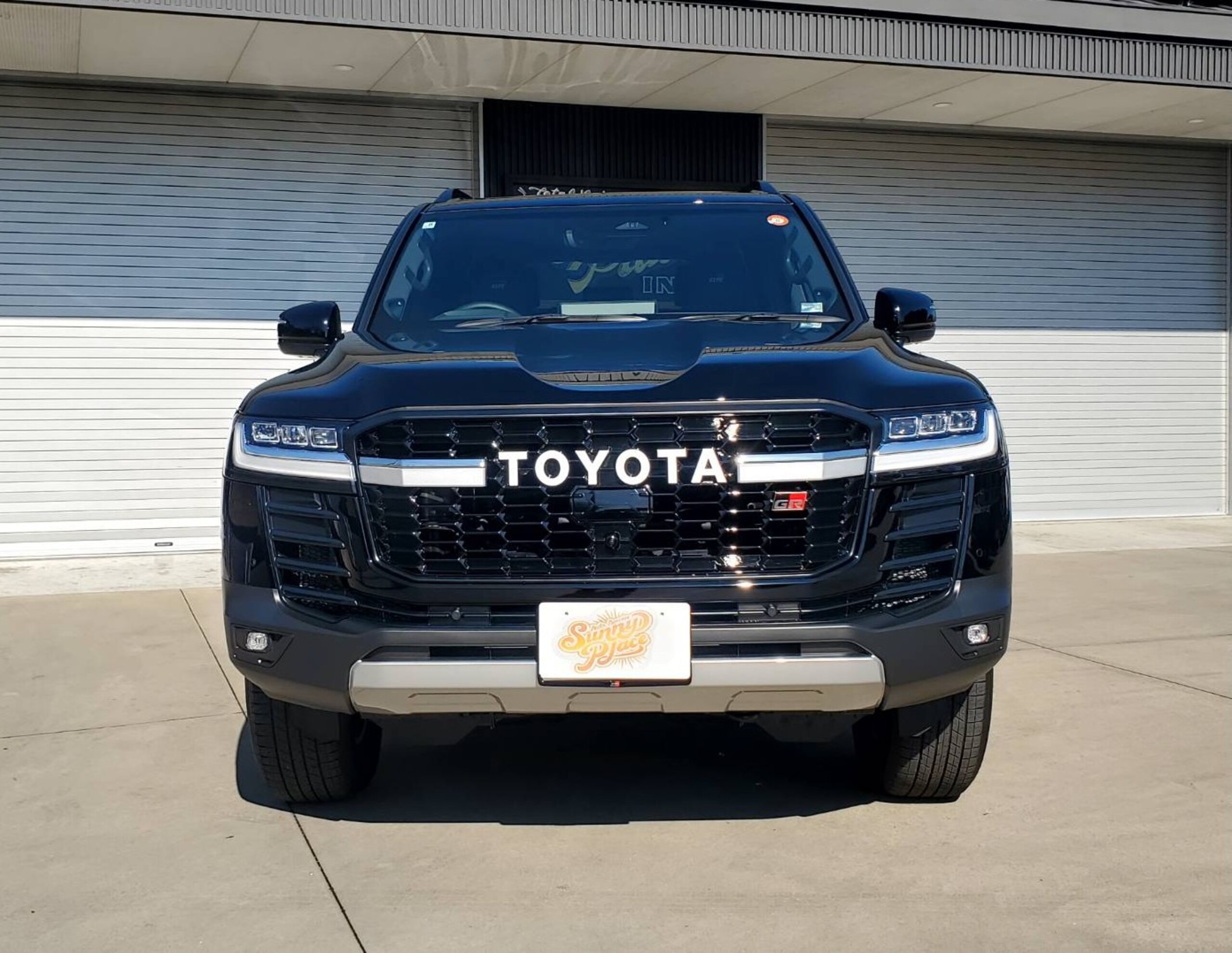 Toyota Land Cruiser 300 3.5 GR Sport 4WD — photo 9