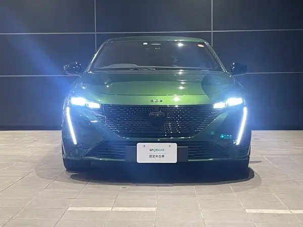 2023 Peugeot 308 — photo 2