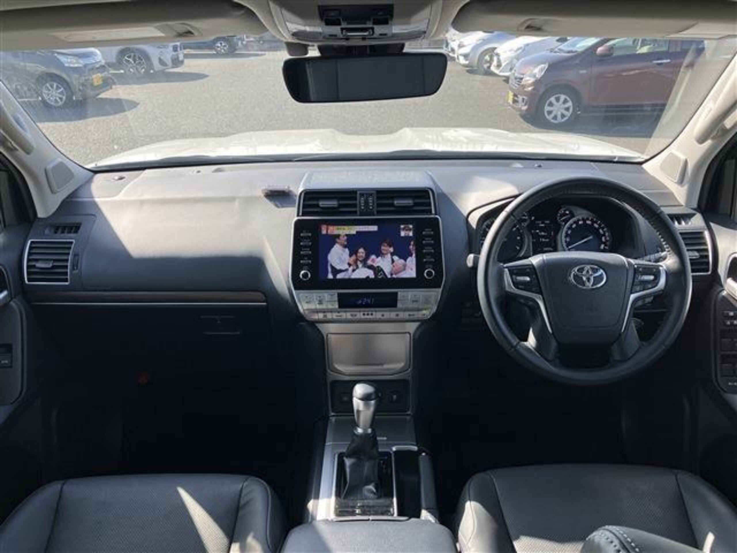 2023 Toyota Landcruiser Prado — photo 2