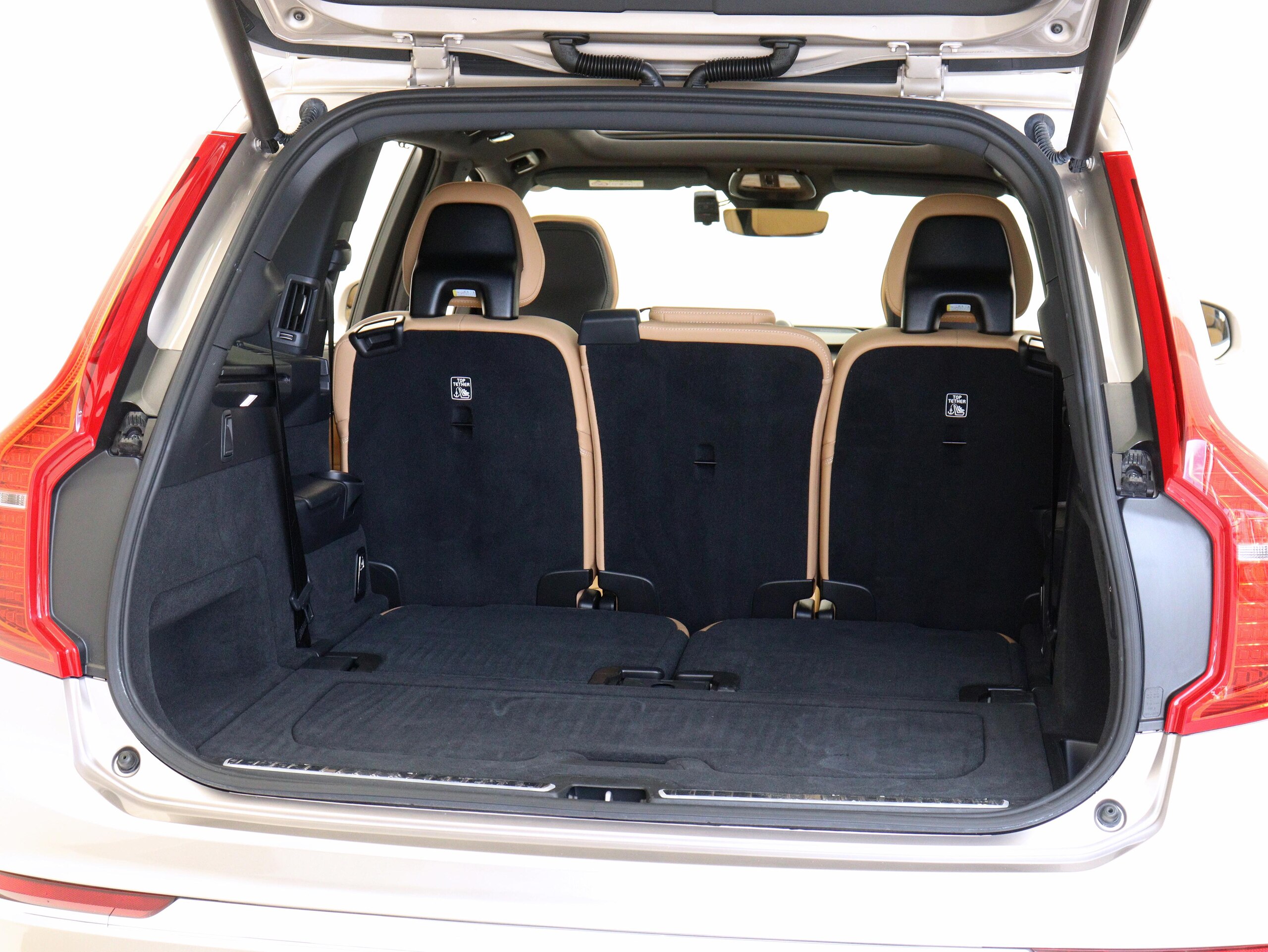 Volvo XC90 Ultimate B5 AWD 4WD Sunroof B&W Air Suspension 2025 Model 3-Row 7-Seater Google Built-in Dashcam 48V Running Boards Bright Dusk Metallic Brown Leather Relaxation Function Crystal Shift Knob Black Ash Wood Panel 20AW — photo 9