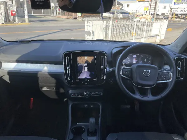 2019 Volvo Xc40 — photo 3
