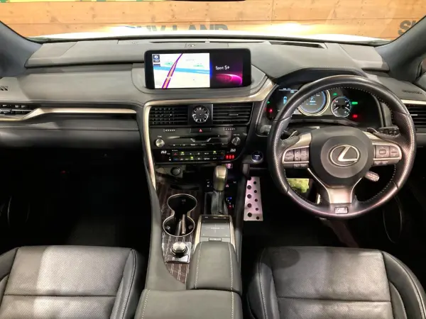2020 Lexus Rx — photo 2