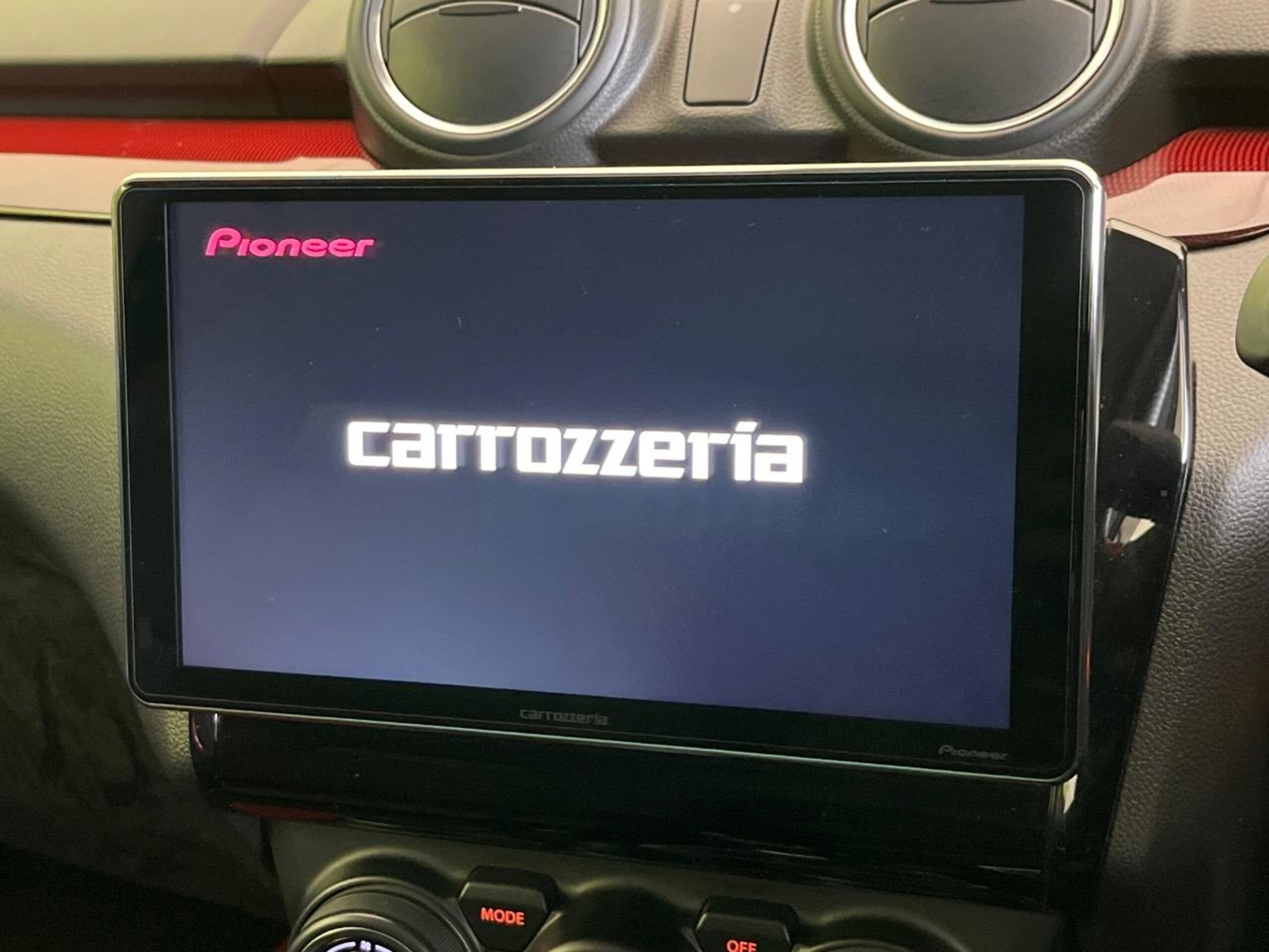 2024 Suzuki Swift — photo 3