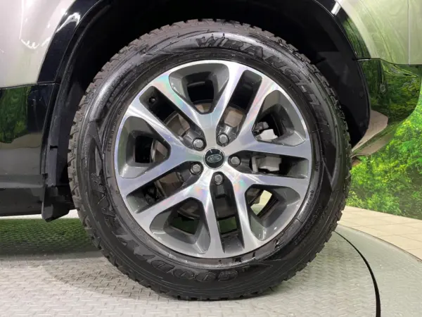 Land Rover Defender Hakuba Edition — photo 8