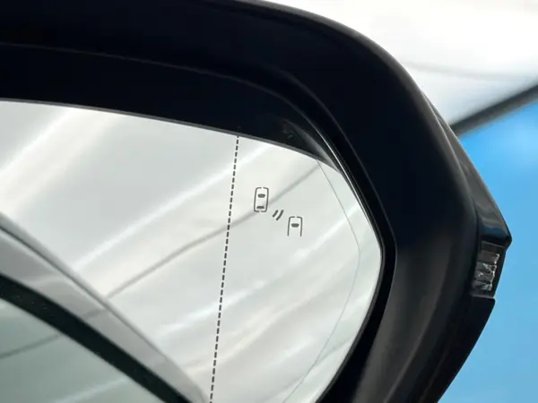 Lexus RX450h F Sport 4WD Sunroof 12.3-inch Genuine Navi 360-degree Camera Blind Spot Monitor Power Back Door 100V Power Outlet Safety System Plus Heated Seats All Around Front Seat Ventilation Dash Cam (Graphite Black Glass Flake) — photo 8