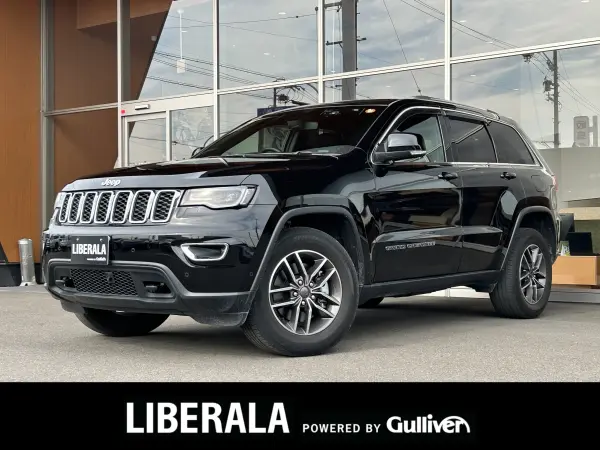 Jeep Grand Cherokee Laredo 4WD — thumbnail 1