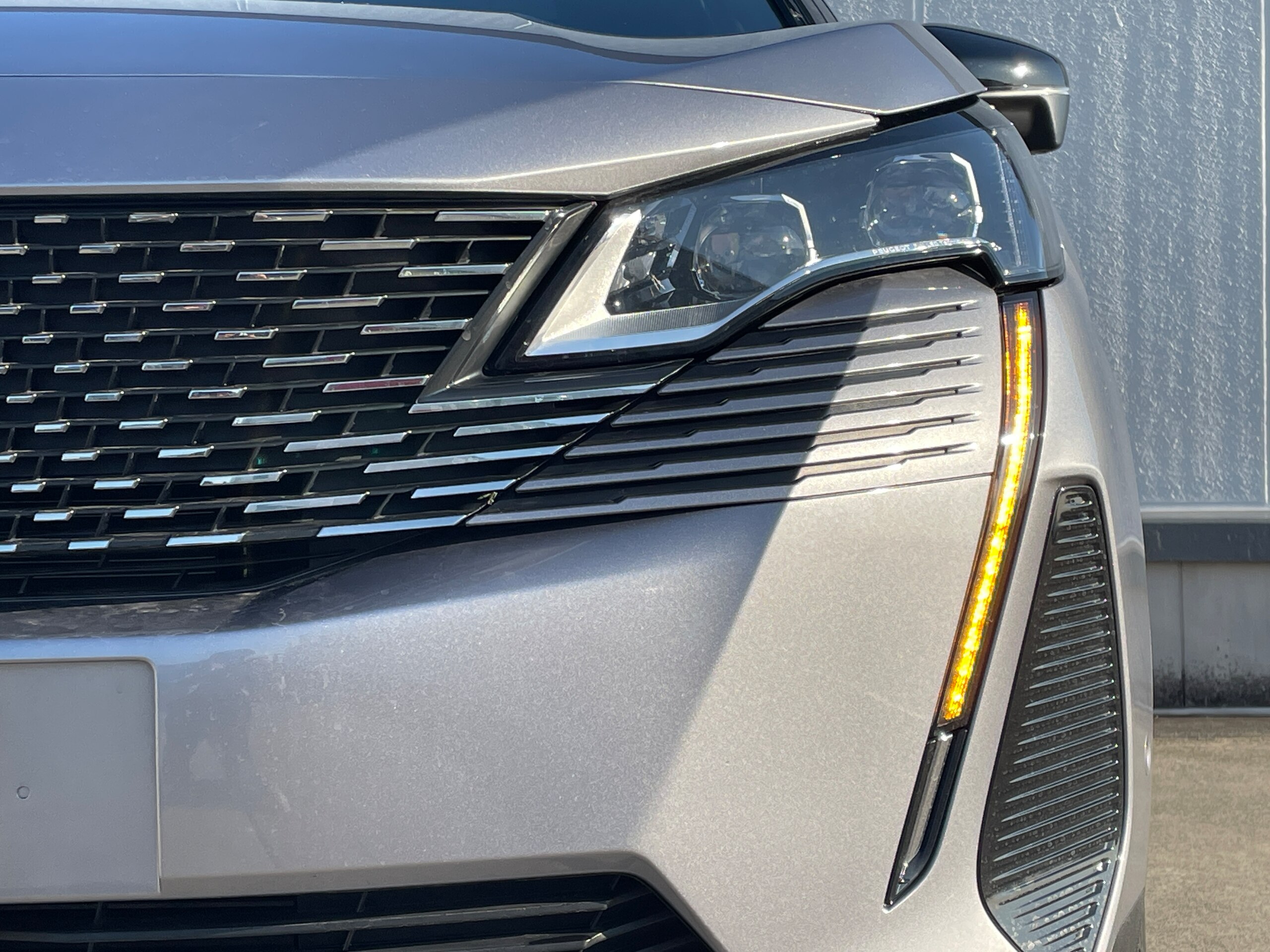 Peugeot 5008 GT Executive Edition Limited 120 Units Black Leather 360° Camera (Silver Two-Tone) — photo 8