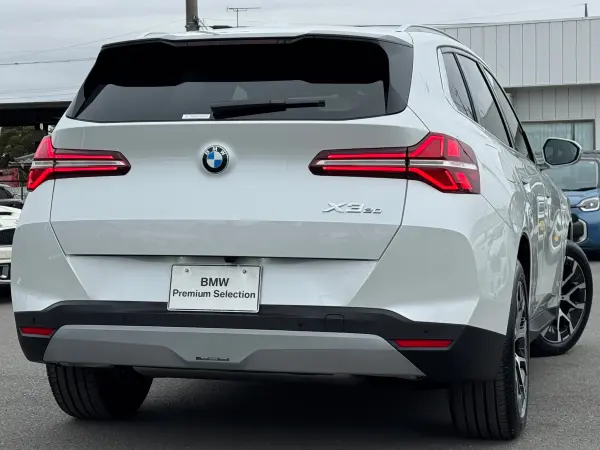 BMW X3 20 xDrive xLine 4WD — thumbnail 1