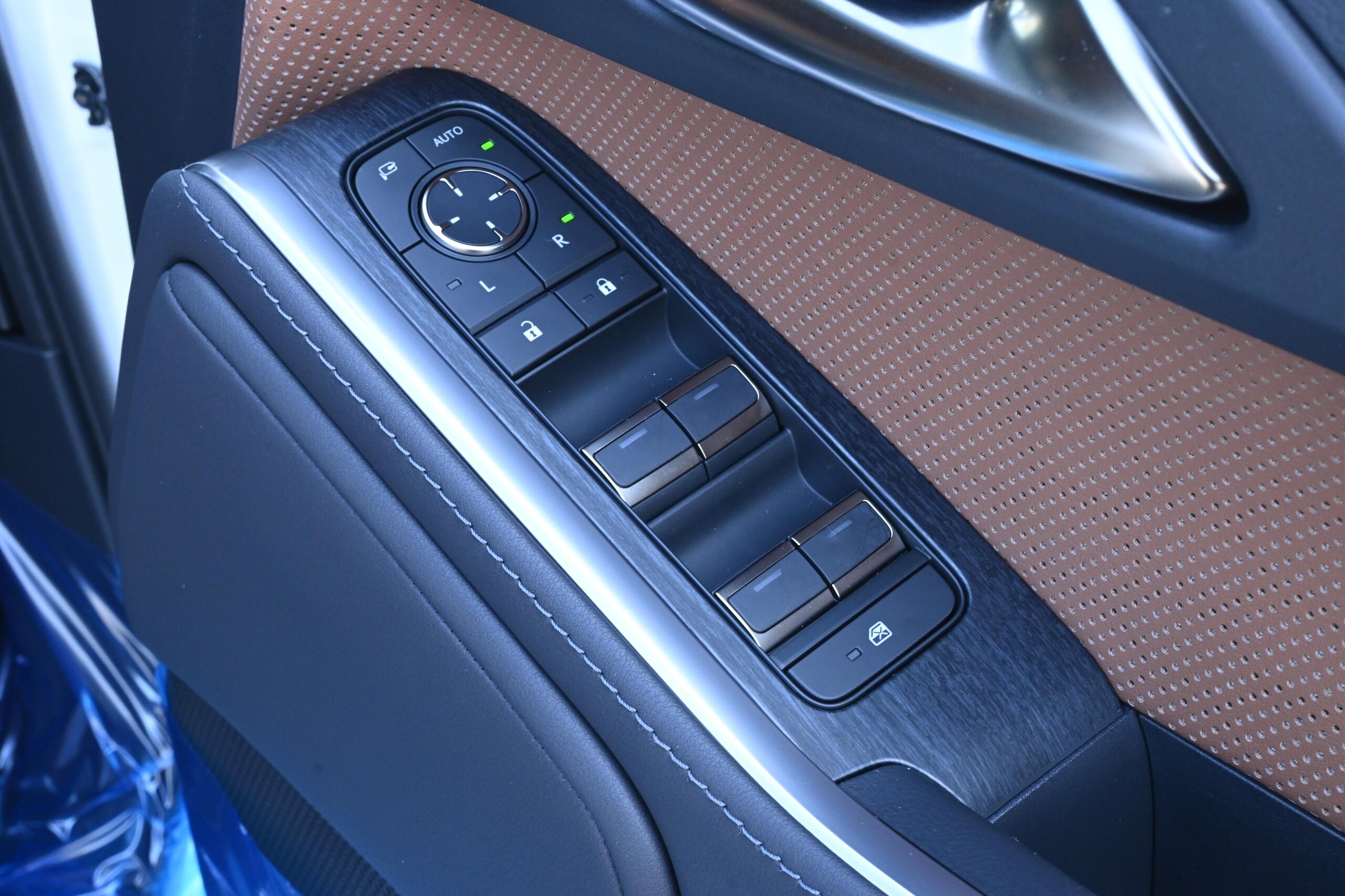 Lexus GX550 Version L 4WD — photo 9