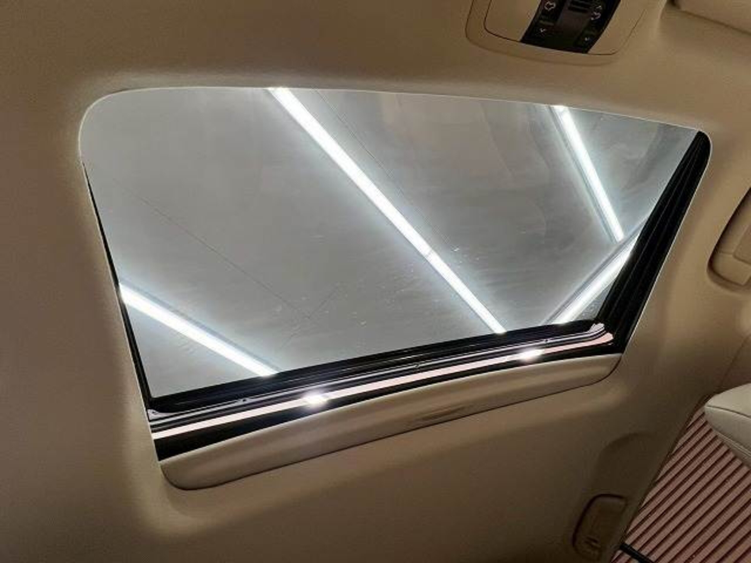 Toyota Land Cruiser Prado 2.8 TX L Package Diesel Turbo 4WD — photo 7