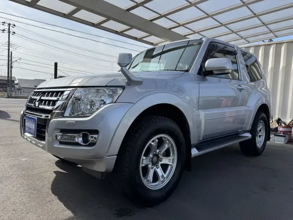 Mitsubishi Pajero 3.2 Short VR-II Diesel Turbo 4WD