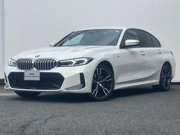 BMW 3 Series 320d xDrive M Sport Diesel Turbo 4WD One Owner Highline Package Comfort Package Black Leather Seats ACC Power Trunk Front+Side+Back+Top View Camera Seat Heaters (Alpine White) — thumbnail 1