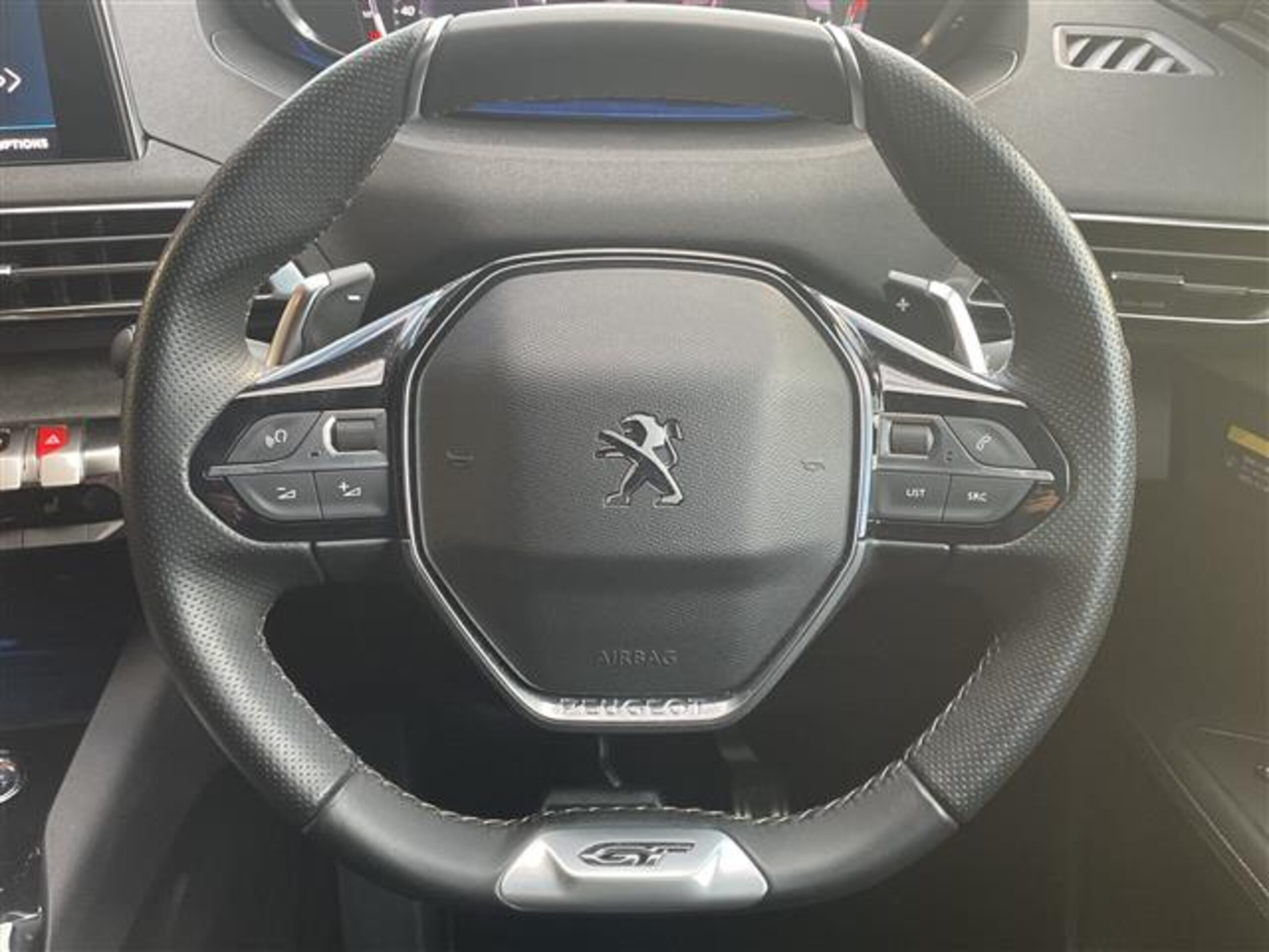 Peugeot 3008 GT BlueHDi Diesel Turbo One Owner Dashcam Non-Smoker (Pearl) — photo 7