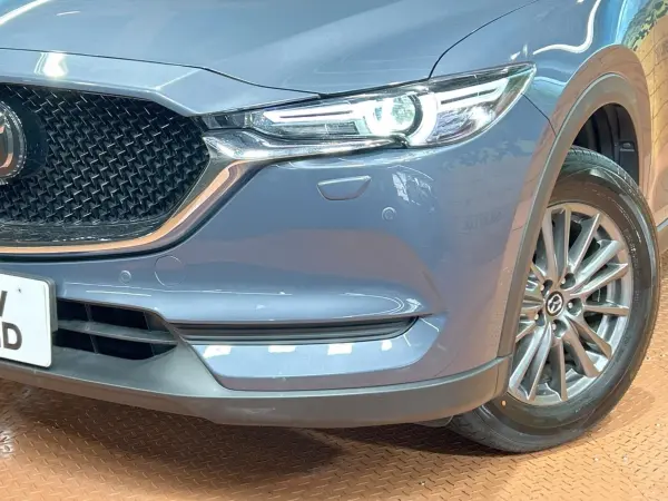 Mazda CX-5 2.5 25S Smart Edition 4WD Non-Smoking Car, Genuine 10-inch Navigation, 360-Degree Camera, Blind Spot Monitor, Head-Up Display, Radar Cruise Control, Genuine 17-inch Alloy Wheels, Auto Lights, LED Headlights, Hill Descent Control, Clearance Sonar (Polymetal Gray Metallic) — photo 8