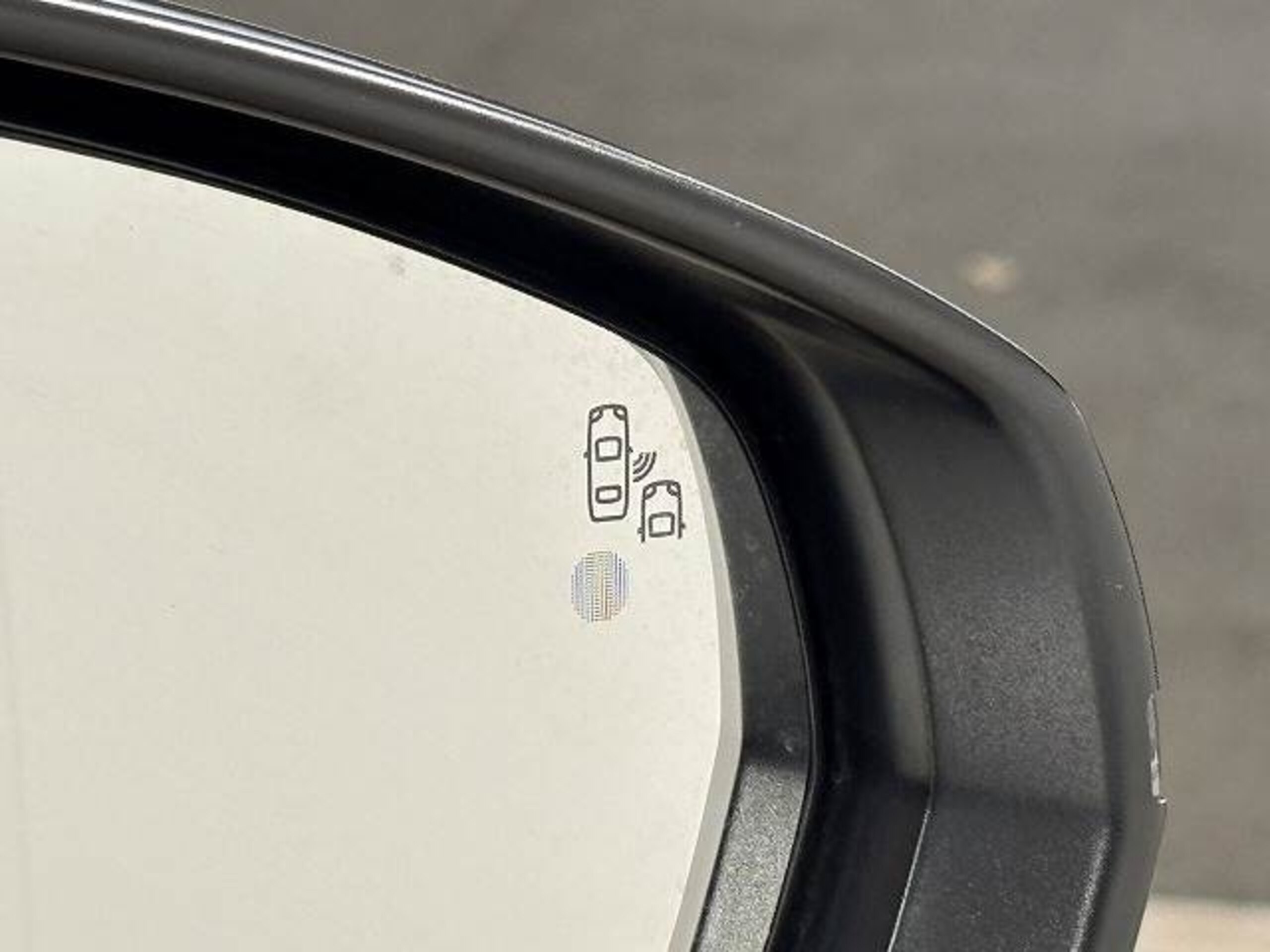 Peugeot 5008 GT BlueHDi Diesel Turbo — photo 8