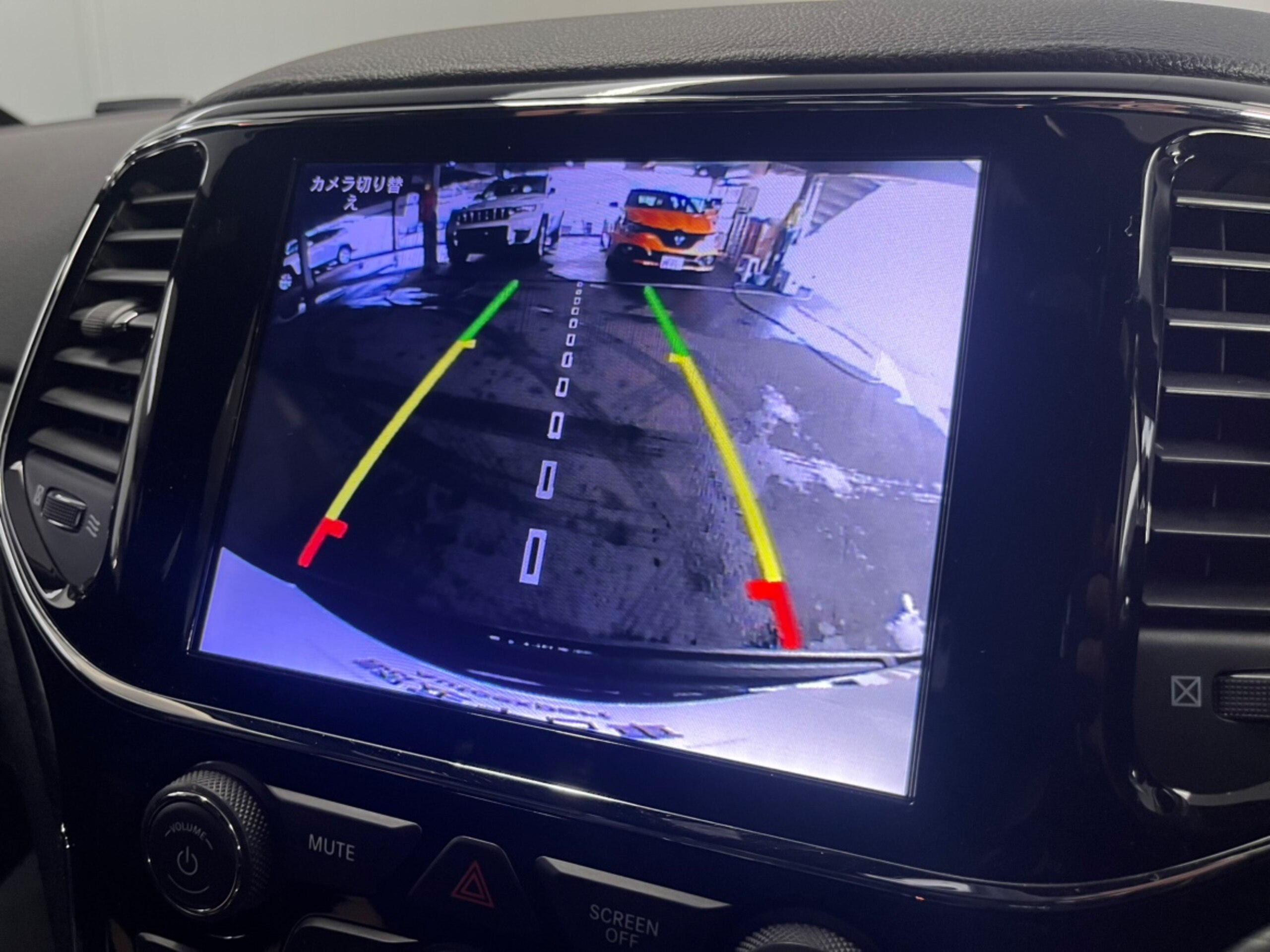 Jeep Grand Cherokee Altitude 4WD — photo 8