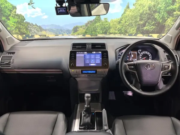 2023 Toyota Landcruiser Prado — photo 2
