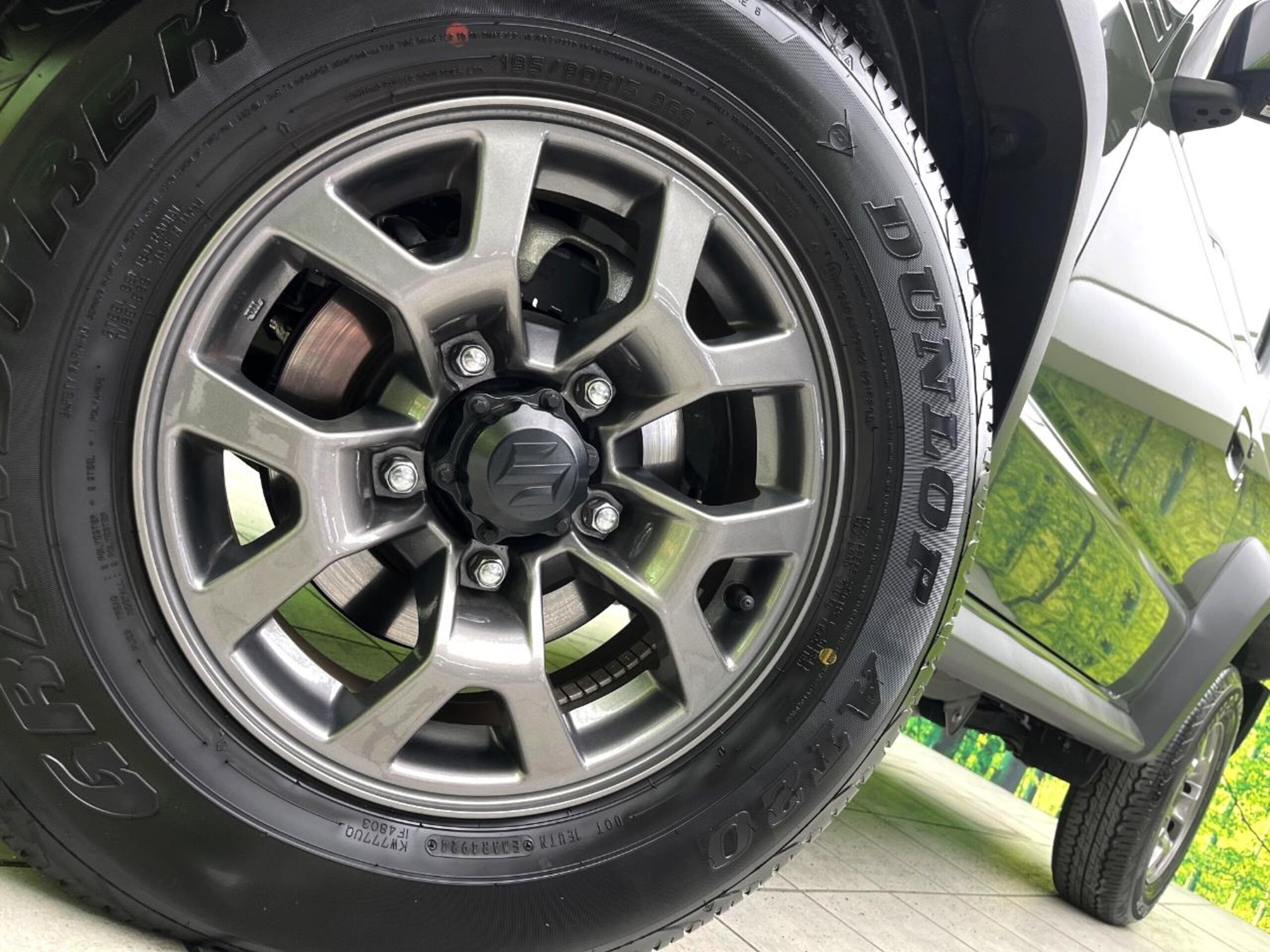 Suzuki Jimny Sierra 1.5 JC 4WD — photo 9