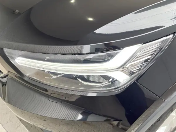 Volvo XC40 B4 AWD Momentum 4WD Certified Used Car Genuine 9-inch Navigation 360° View Camera Full-Seg TV Adaptive Cruise Control Power Tailgate Seat Heater Power Seat Optional 18-inch Alloy Non-Smoking Car (Onyx Black Metallic) — photo 8