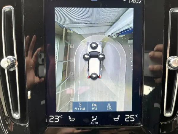 Volvo XC40 B4 AWD Momentum 4WD Certified Used Car Genuine 9-inch Navigation 360° View Camera Full-Seg TV Adaptive Cruise Control Power Tailgate Seat Heater Power Seat Optional 18-inch Alloy Non-Smoking Car (Onyx Black Metallic) — photo 7