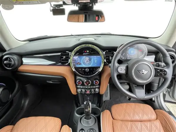 2023 Mini Cooper — photo 2