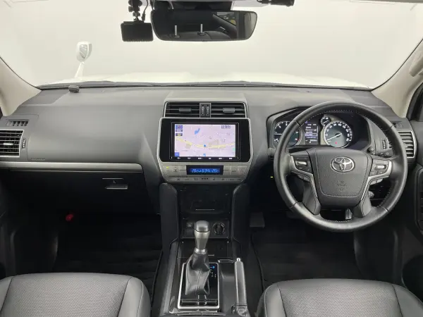 Toyota Land Cruiser Prado 2.8 TX L Package Black Edition Diesel Turbo 4WD Non-Smoking Genuine 9-inch Navigation Sunroof Radar Cruise Control Toyota Safety Sense Backup Camera Downhill Assist LED Headlights Black Leather Seats Ventilation & Seat Heaters ETC — photo 9