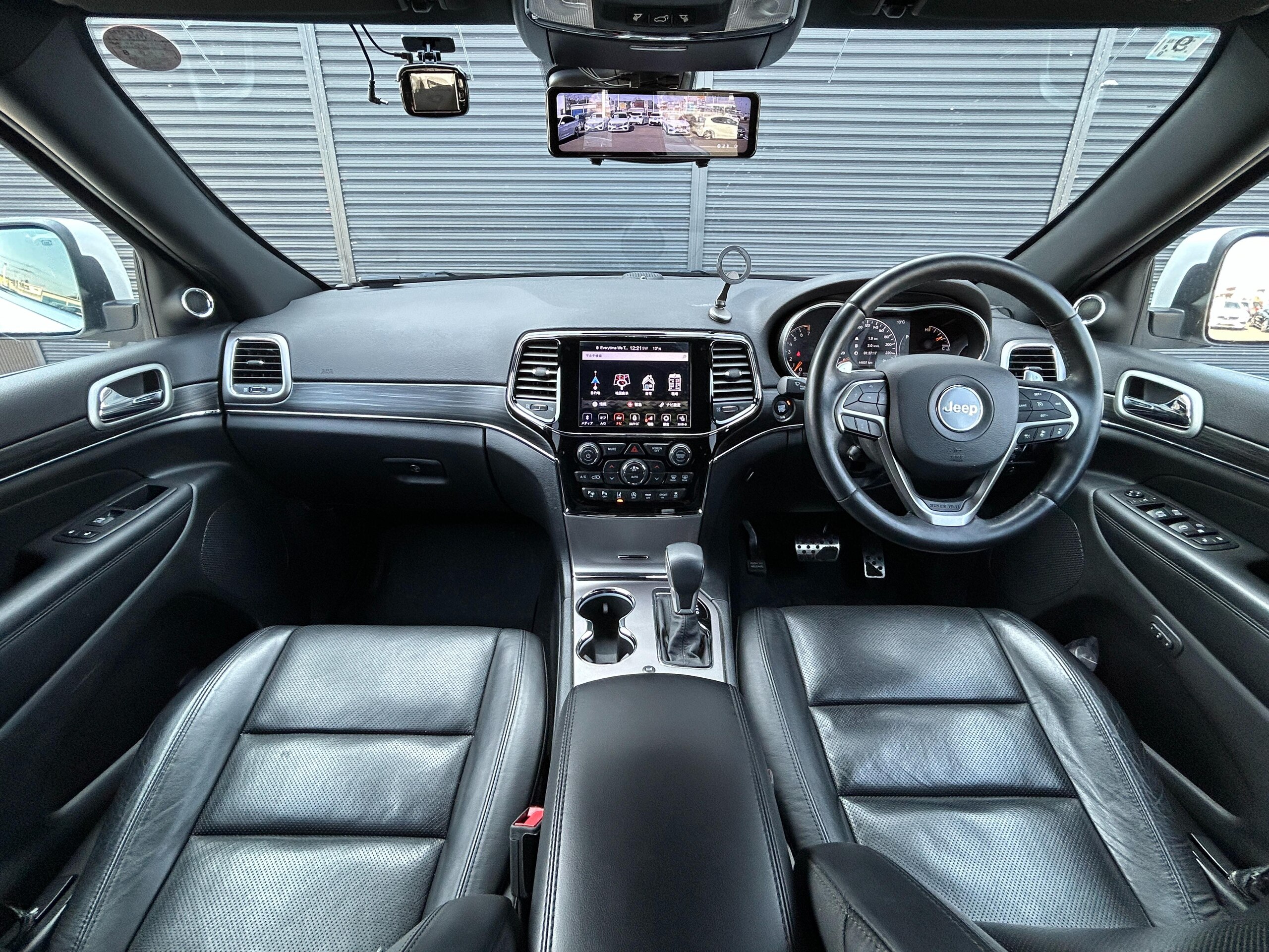 2020 Jeep Grand Cherokee — photo 2