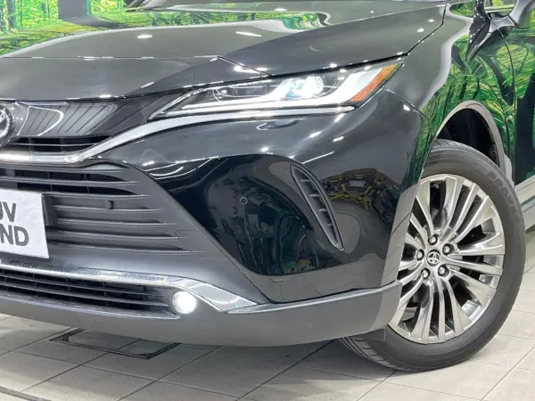2020 Toyota Harrier — photo 8 | Tuminion Kenya