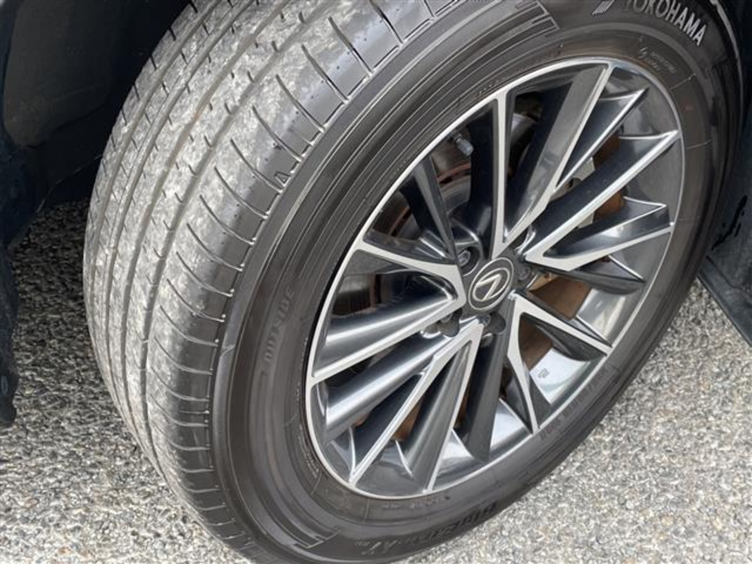 Lexus NX 350h F Sport — photo 8