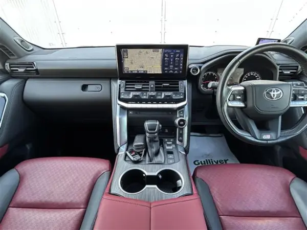 Toyota Land Cruiser 300 3.5 GR Sport 4WD — photo 7