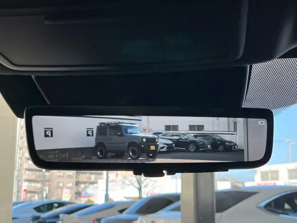 Toyota Crown 2.5 Z Hybrid Black Package Digital Inner Mirror Safety Sense Blind Spot Monitor 4-Eye LED Headlights Black Premium Nappa Leather Seats Hands-Free Power Trunk Lid Ventilation (Precious White Pearl) — photo 7