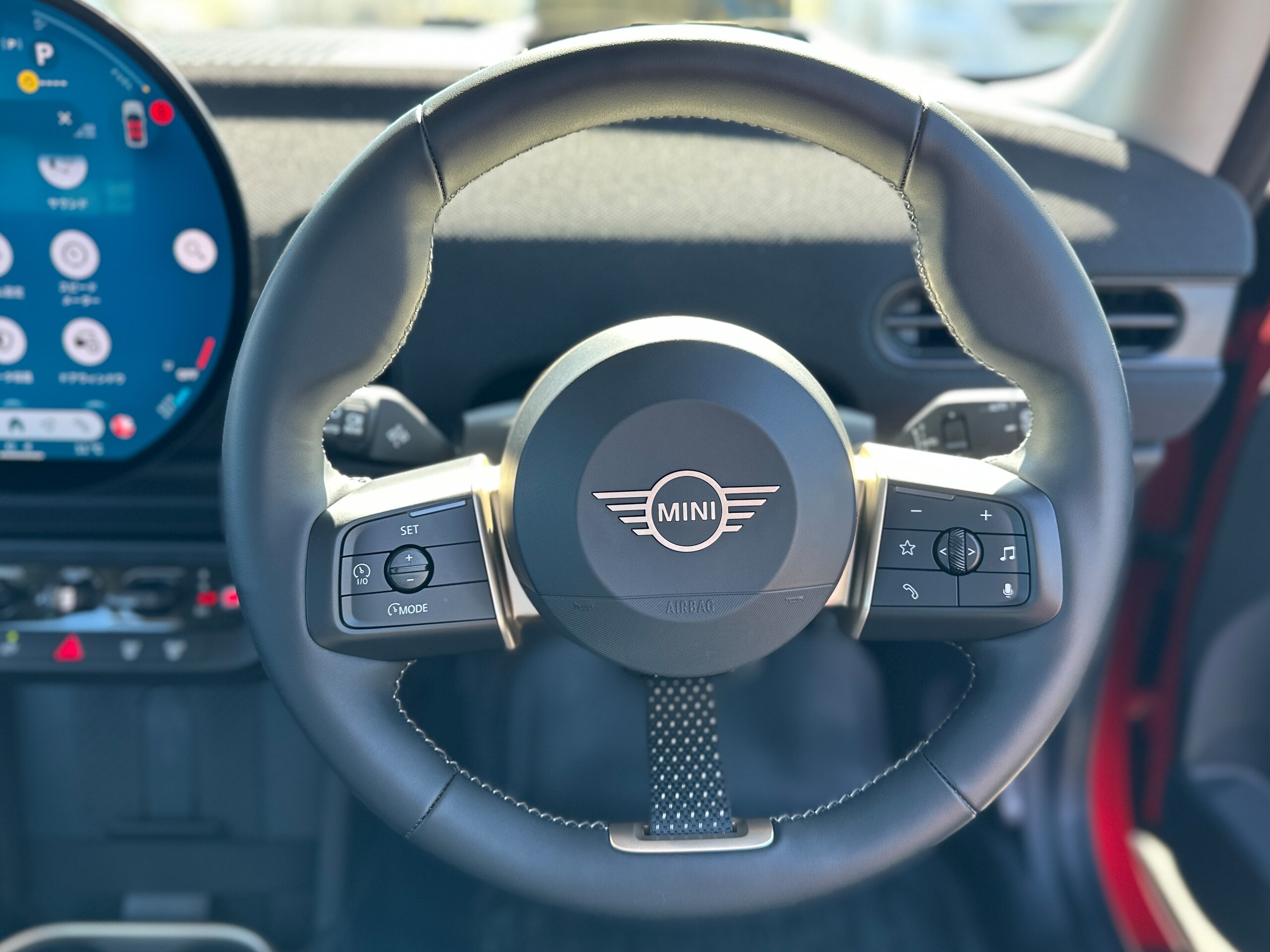 Mini Cooper C 3-Door DCT Classic Trim with Factory Navigation, Backup Camera, ETC, Seat Heater, Steering Heater, Clearance Sonar, Wireless Charger, Radar Cruise Control, Non-Smoking, Warranty Transfer (Chili Red II) — photo 9