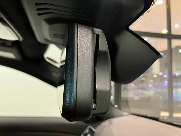 BMW 3 Series 320d xDrive M Sport Diesel Turbo 4WD Certified Used Car M Sport Package Comfort Access Automatic Trunk Lid Lock Seat Heater Driver/Passenger Driving Assistant Professional (Black Sapphire Metallic) — photo 9