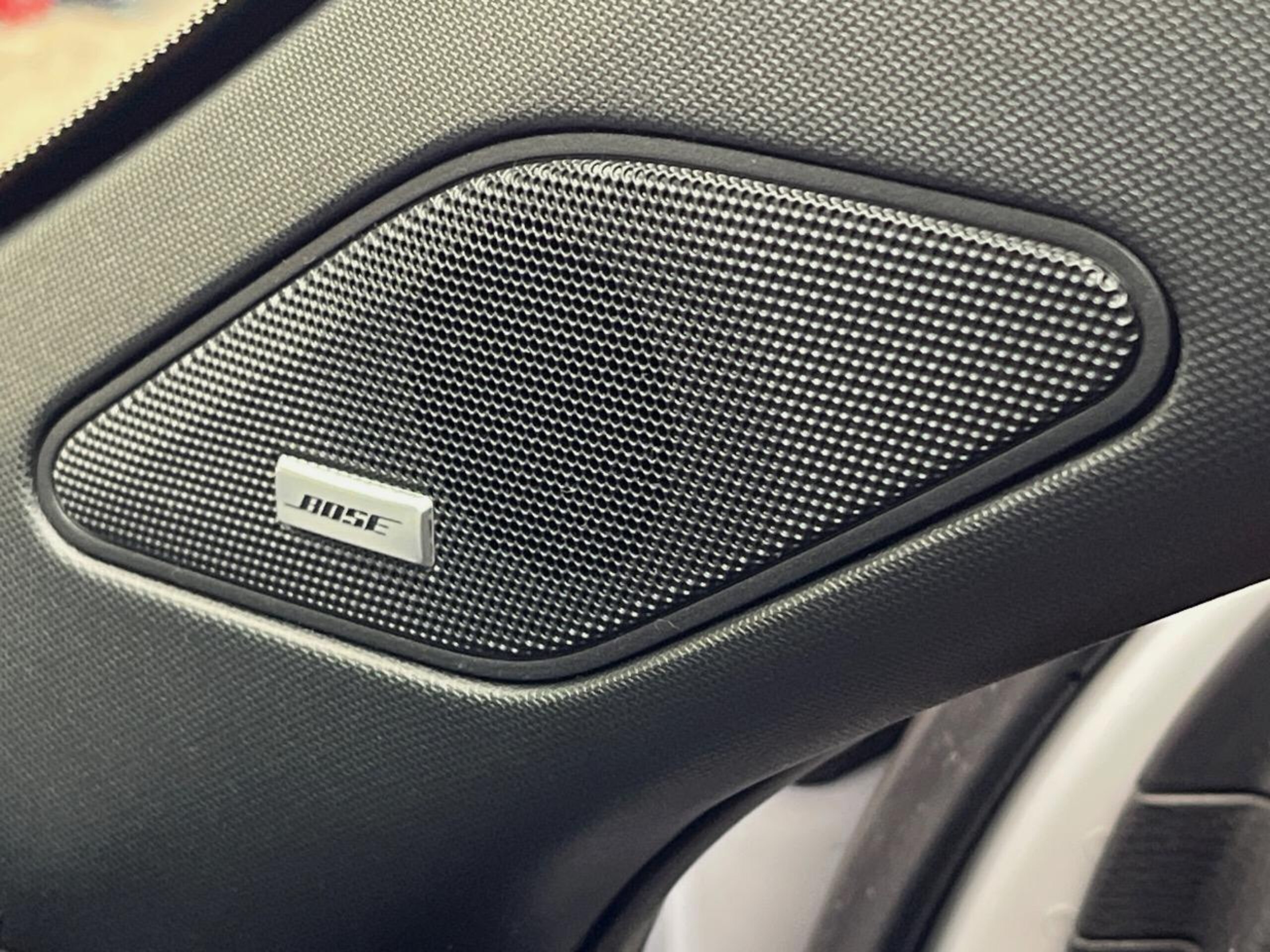 2022 Mitsubishi Outlander — photo 3