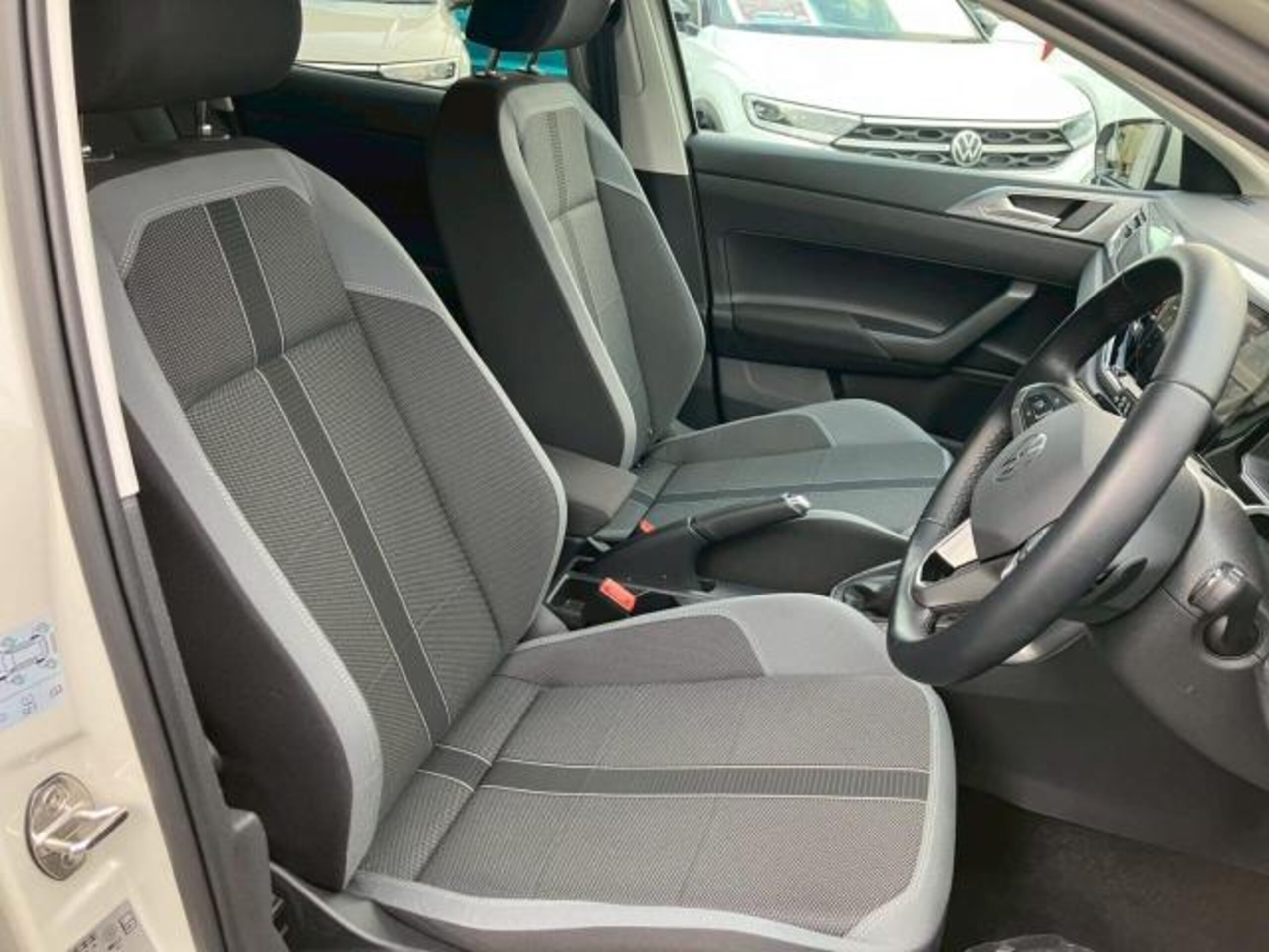 Volkswagen Polo TSI Style — photo 9