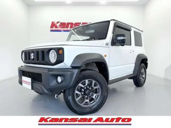 Suzuki Jimny Sierra 1.5 JC 4WD 4th Gen / Pioneer 8-inch Navi / Backup Camera / ETC / Rear Parking Sensor / 3D Mats / Door Visors / LED Lights / Seat Heaters / Collision Mitigation Brake / Full-Seg TV / Bluetooth / Steering Switch (Pure White Pearl)