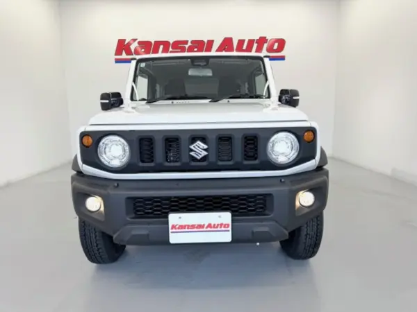 Suzuki Jimny Sierra 1.5 JC 4WD 4th Gen / Pioneer 8-inch Navi / Backup Camera / ETC / Rear Parking Sensor / 3D Mats / Door Visors / LED Lights / Seat Heaters / Collision Mitigation Brake / Full-Seg TV / Bluetooth / Steering Switch (Pure White Pearl) — photo 9