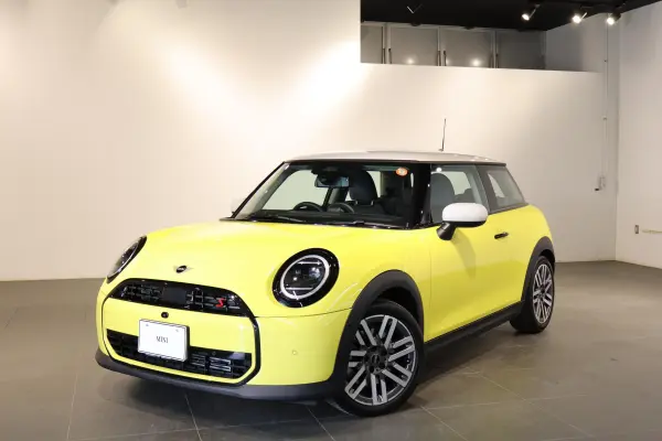 Mini Cooper S 3-door DCT Certified Used Car 2-Year Warranty Rental Car Up (Sunny Side Yellow)