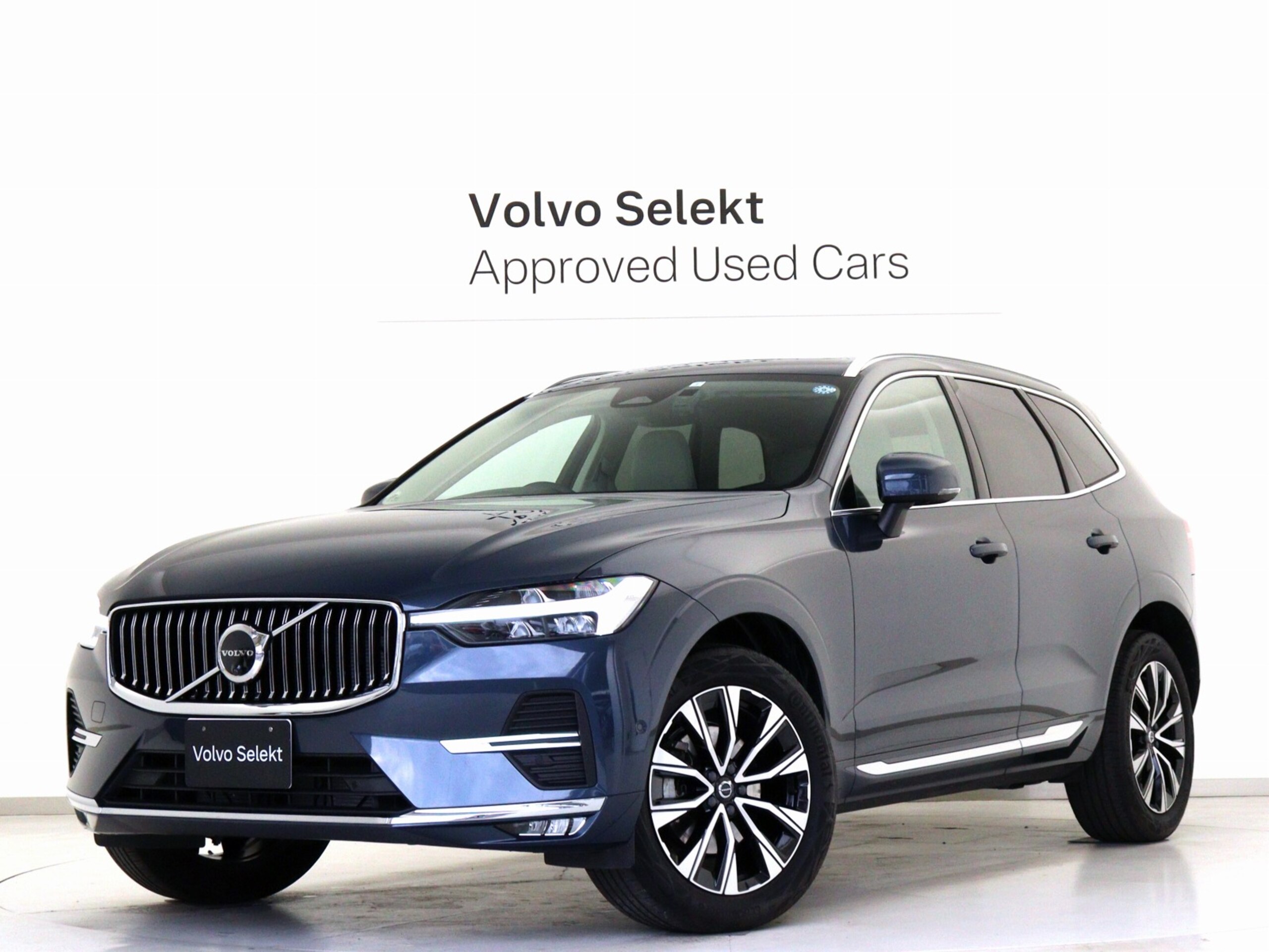 Volvo XC60 Ultimate B5 AWD 4WD Sunroof Google 48V White Leather Denim Blue Metallic Harman/Kardon Premium Sound Front/Rear Seat Heaters Steering Heater Relaxation Function Ventilation Function 19-inch AW 360° Camera