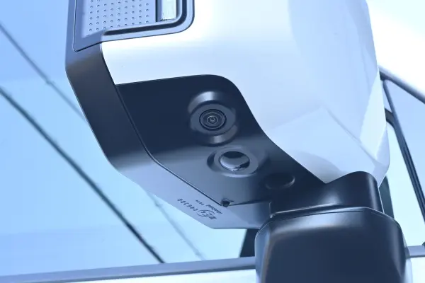 Lexus GX550 Version L 4WD with Drive Recorder (Front/Rear), Digital Inner Mirror, Panoramic Roof, Floor Mats, Cool Box, Hands-Free Power Back Door, Roof Rails, LED Rear Fog Lamps, LED Headlamps (Sonic Quartz) — photo 7