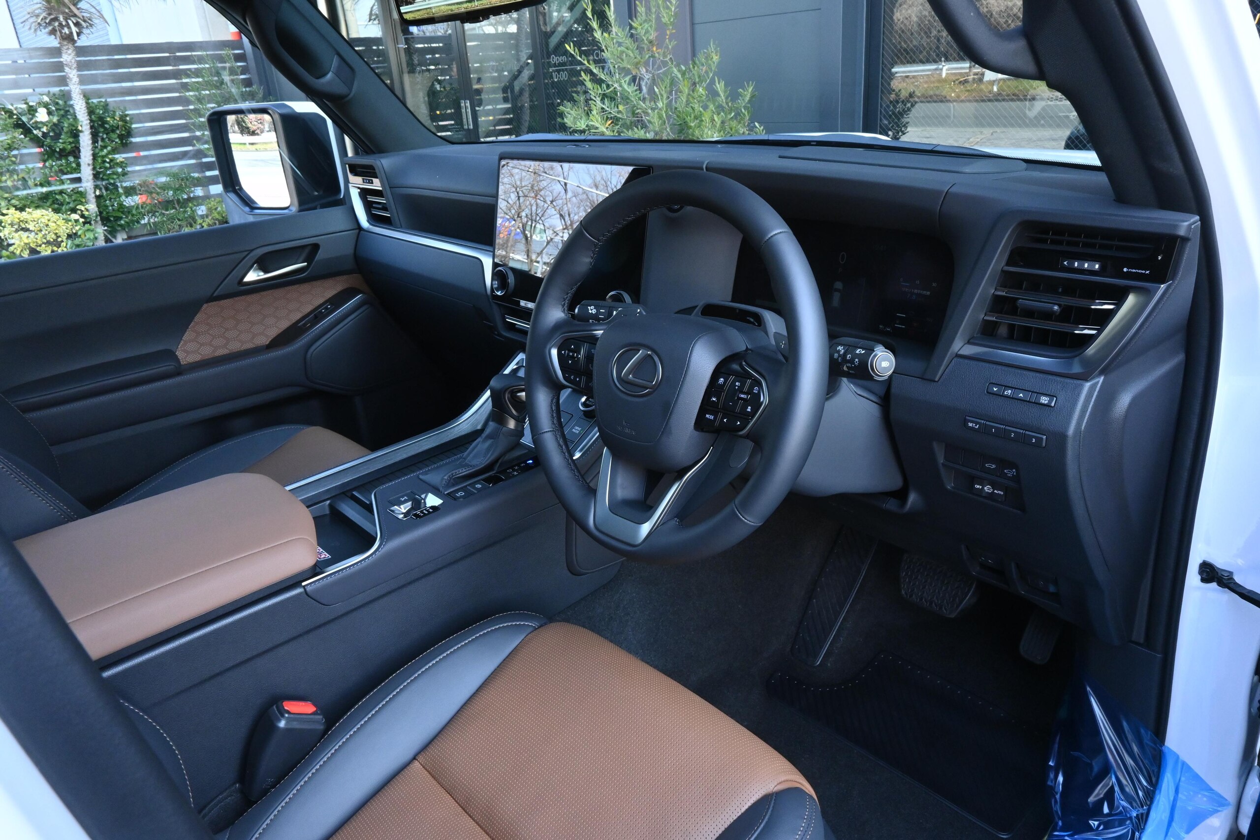 Lexus GX550 Version L 4WD — photo 9