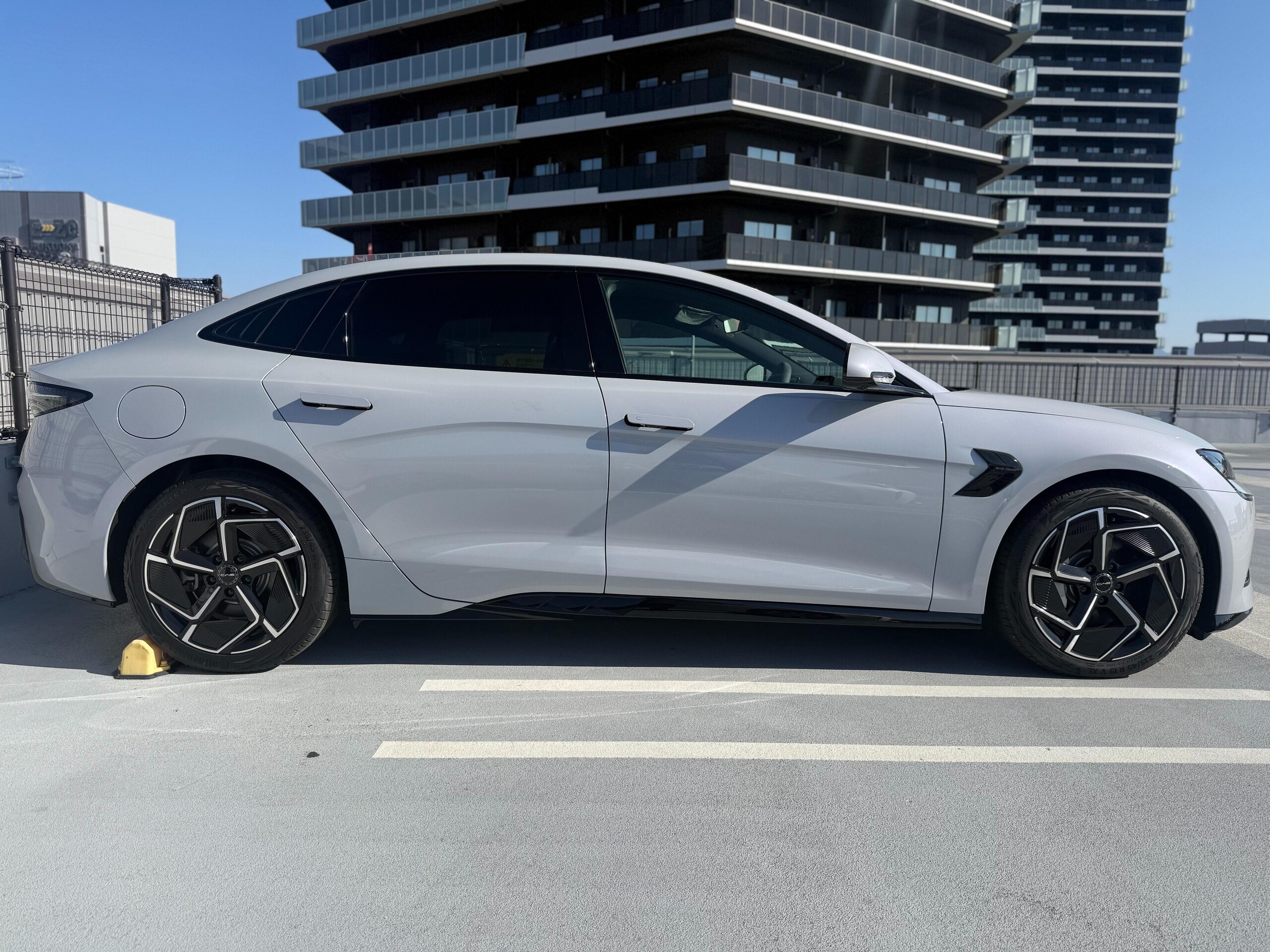 2025 Byd Seal — photo 2