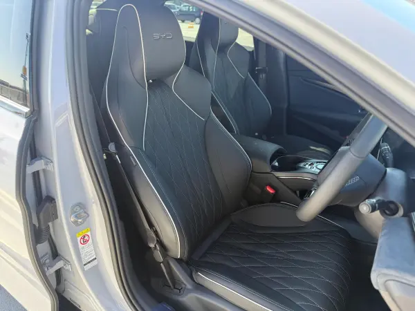 BYD Seal AWD Certified Used Car Non-Smoking LED Headlights Adaptive Cruise Control Panoramic Glass Roof Android Auto Apple CarPlay Seat Heater Ventilation NFC Card Key 360-Degree BYD Around View System (Shark Gray) — photo 7