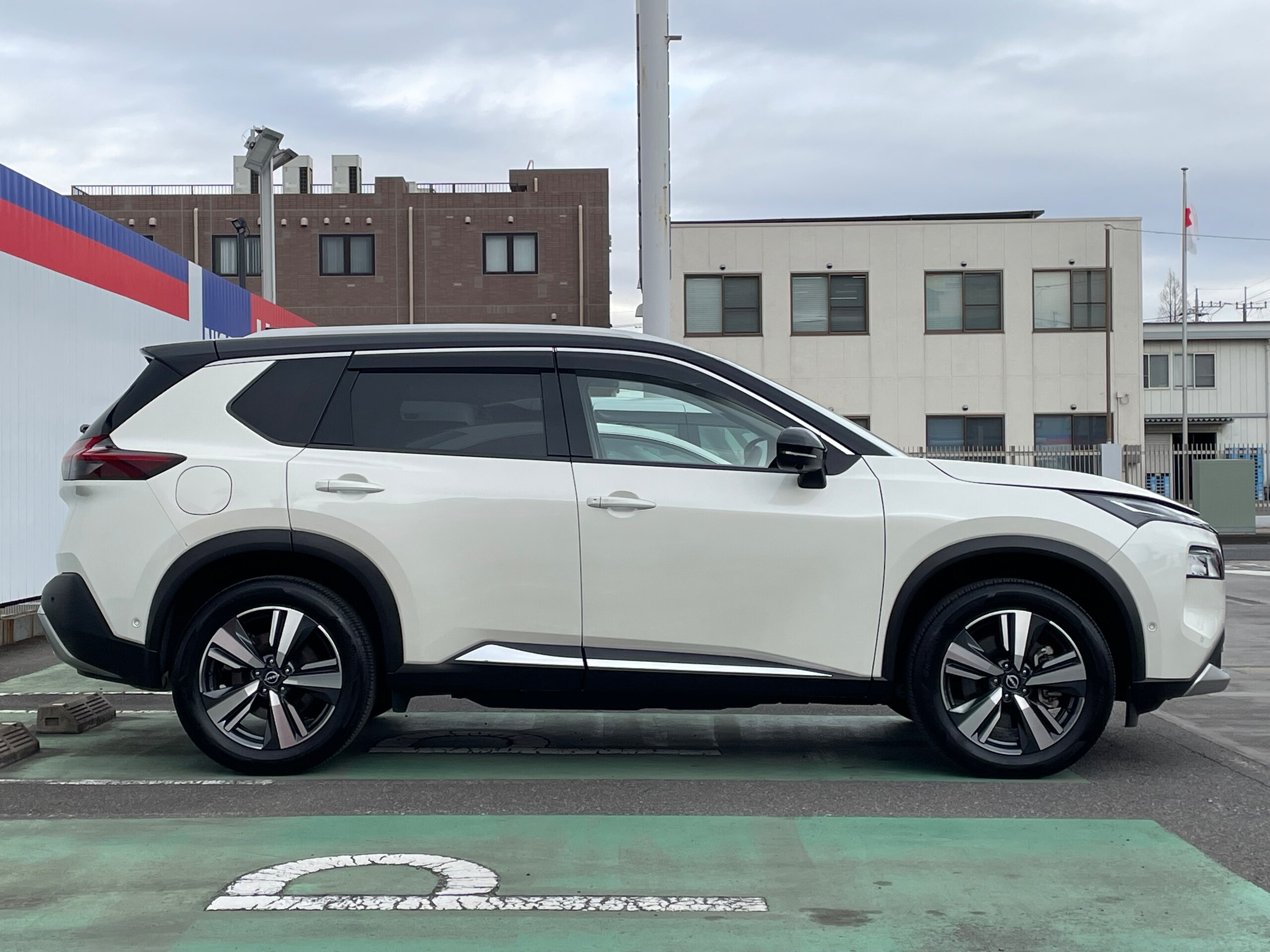 2024 Nissan Xtrail — photo 2