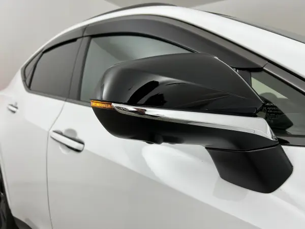 Lexus NX 350h F Sport 4WD - One Owner, Panoramic Roof, Mark Levinson Premium Sound, Panoramic View Monitor, Lexus Safety System, BSM, Triple LED Headlights, Head-Up Display, Wireless Charging (White Nova Glass Flake) — photo 9