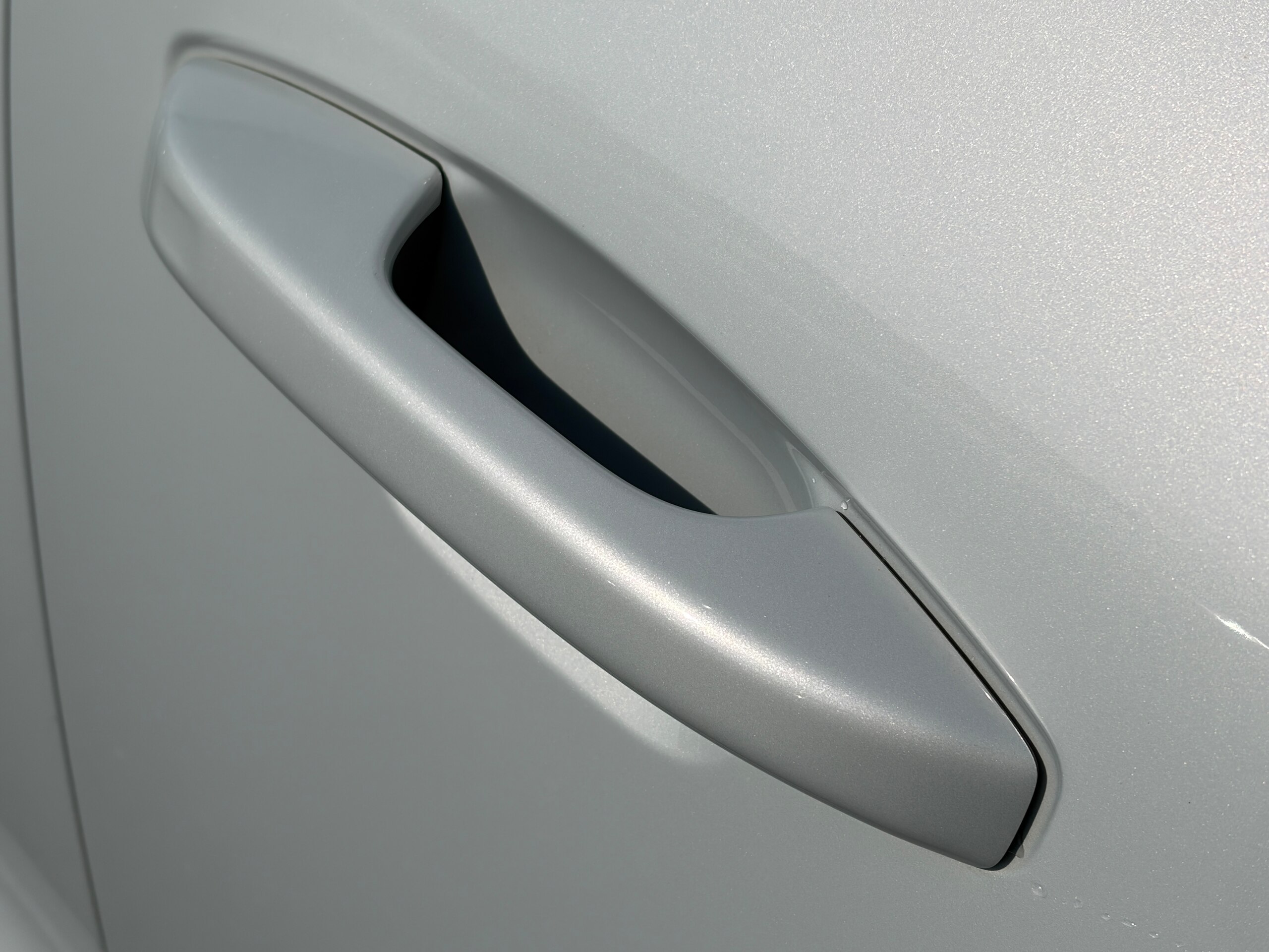 Volvo XC40 T4 Momentum — photo 9