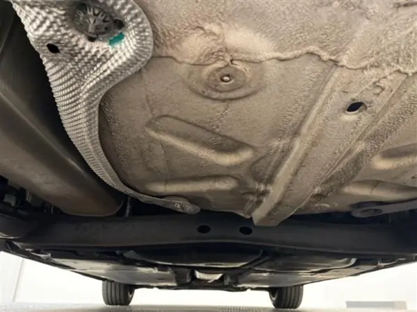 Volkswagen Polo GTI Technology Package Safety Package DiscoverPro Package Apple CarPlay GTI Exclusive LED Headlights 17-inch Alloy Wheels & Red Brake Calipers Dashcam (Lime Stone Gray Metallic) — photo 9